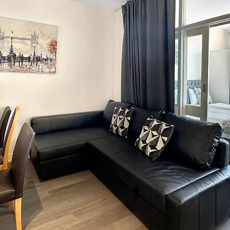 Granada Apartments Queen'S Promenade Blackpool Exterior photo